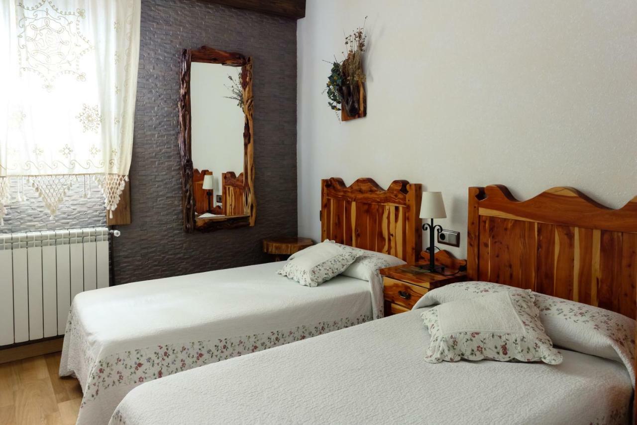 Casa Rural El Sastre Navaleno Exterior foto